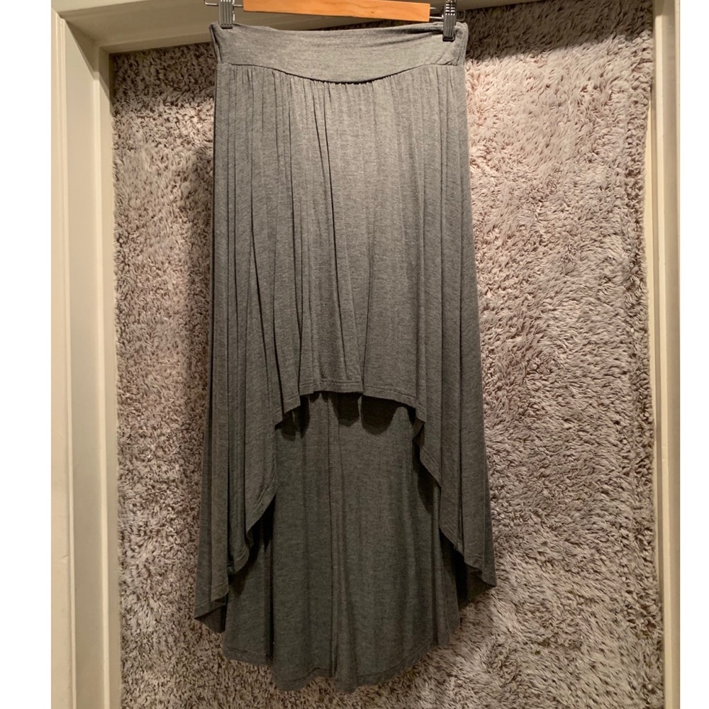 JOLIE®️ Asymmetrical Gray cotton skirt. NWOT ✨